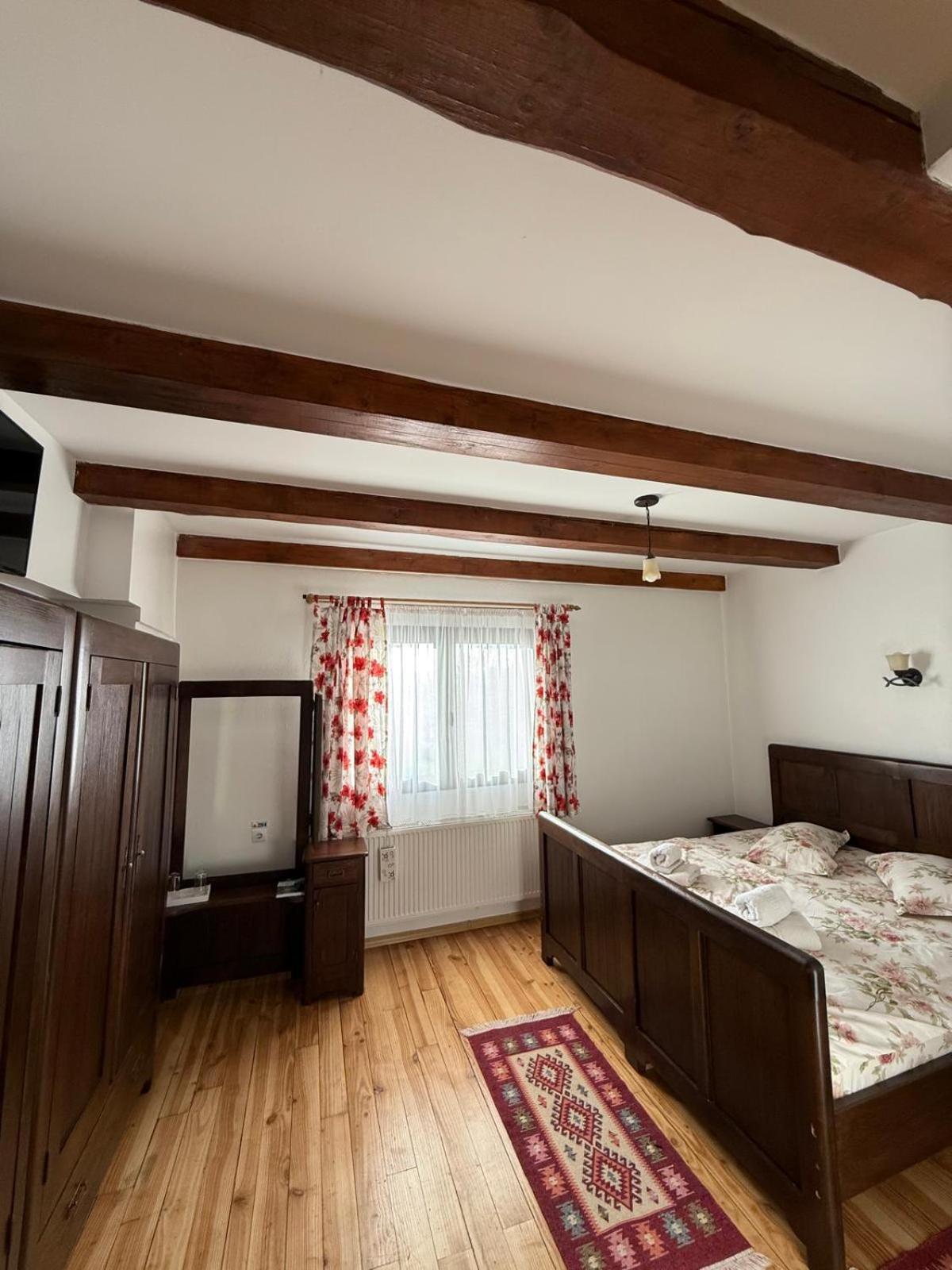 Villa Casa Dunca à Sighetu Marmaţiei Extérieur photo